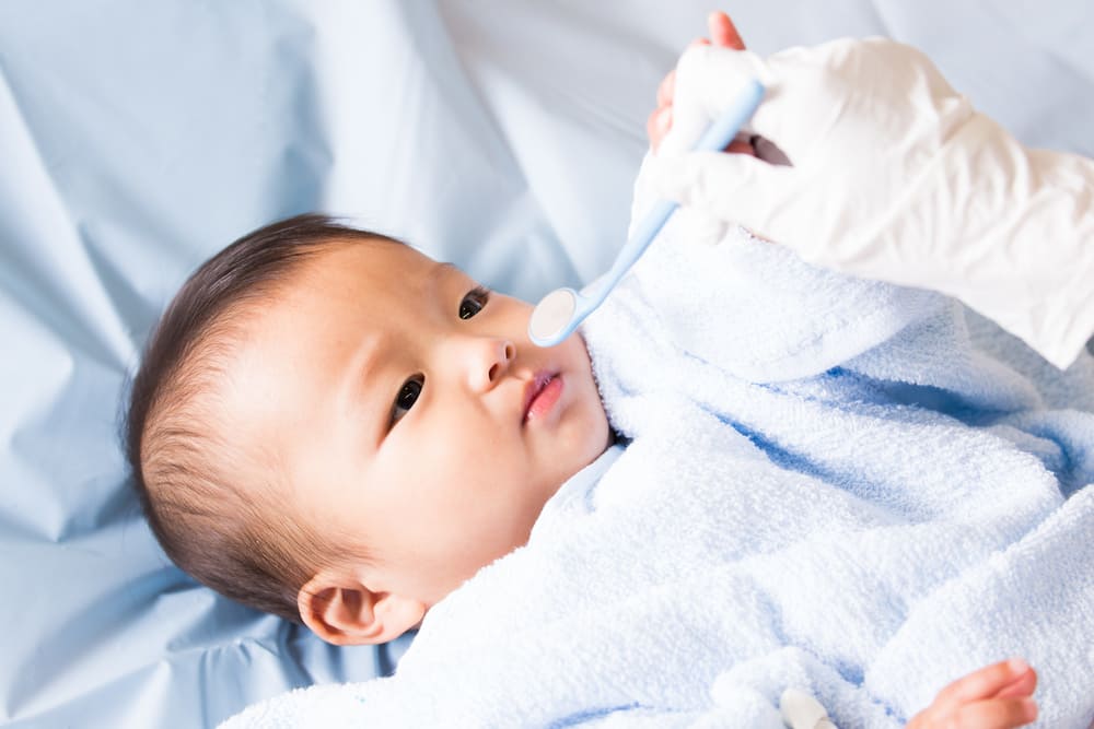 0歳から健康な歯の習慣を作ります